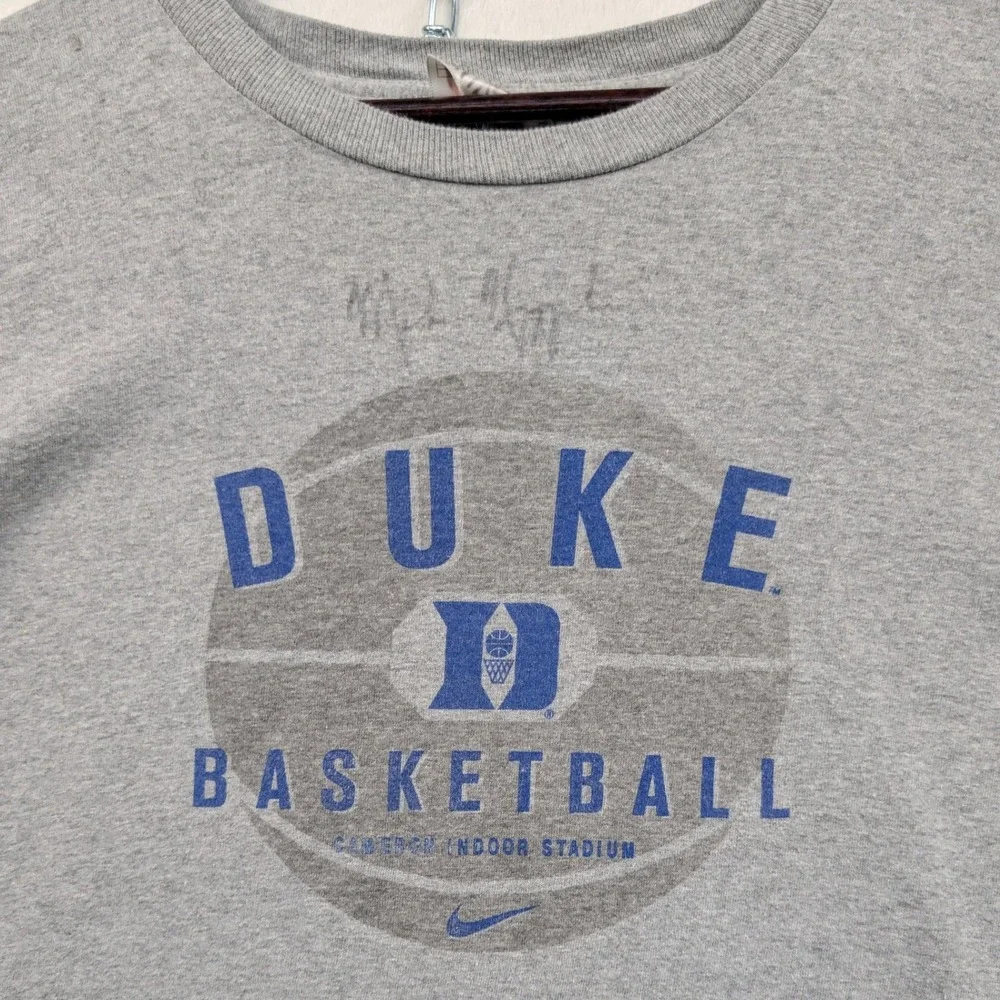 VTG Nike T-Shirt Men L Gray Duke Basketball Coach K Mike Krzyzewski Signed 90s